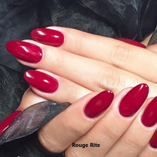 Load image into Gallery viewer, CND™ VINYLUX - Rouge Rite #197