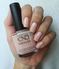 Load image into Gallery viewer, CND™ VINYLUX - Bouquet #319