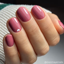 Load image into Gallery viewer, CND™ VINYLUX - Rose-mance #427