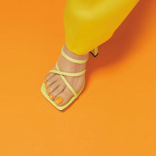 Load image into Gallery viewer, CND™ VINYLUX - Among the Marigolds #395