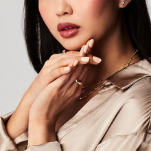 Load image into Gallery viewer, CND™ VINYLUX - Cuddle Up #413