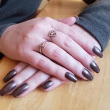 Load image into Gallery viewer, CND™ VINYLUX - Grace #301