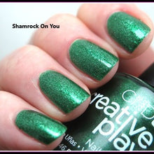 Load image into Gallery viewer, CND™ CREATIVE PLAY - Shamrock on you - Metallic Finish (Discontinued)
