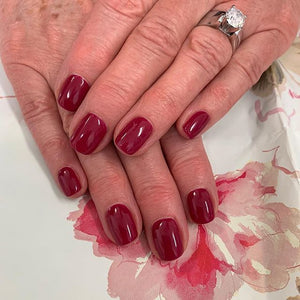 CND™ CREATIVE PLAY - Berry Busy - Creme Finish
