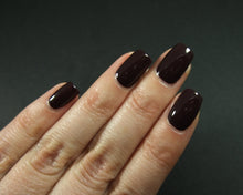 Load image into Gallery viewer, Fedora dark brown nail polish CND
