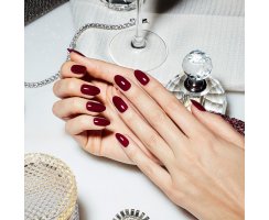 CND™ VINYLUX - Signature Lipstick #390
