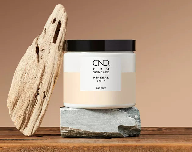 CND™ Pro Skincare - FEET - Step 1  - Spa Mineral Bath 532ml